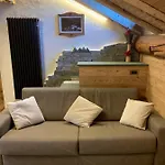 Flora Alpina Apartments-residenza Verdebjo * 格雷索圣尚