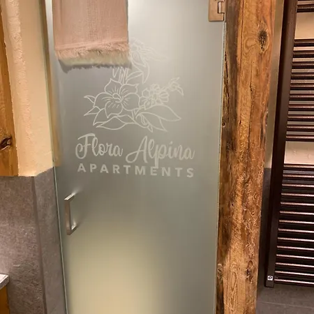 Flora Alpina Apartments-residenza Verdebjo