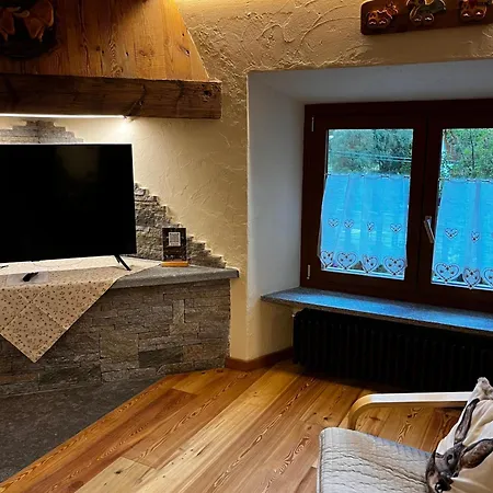 Apartment Flora Alpina Apartments-residenza Verdebjo Gressoney-Saint-Jean