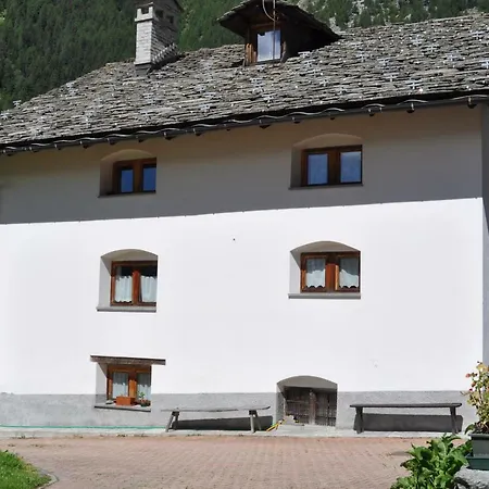 Flora Alpina Apartments-residenza Verdebjo Apartment *